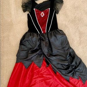 Girls Vampiress Costume 10-12